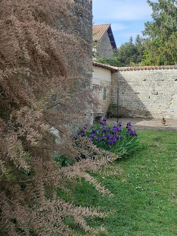 Chez Martine Hanc Exterior foto
