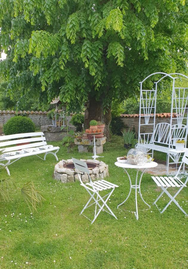 Chez Martine Hanc Exterior foto