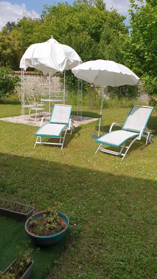 Chez Martine Hanc Exterior foto