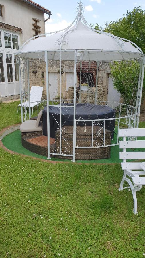 Chez Martine Hanc Exterior foto